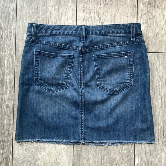 TOMMY HILFIGER Jean Skirt size 2 - Picture 2 of 7